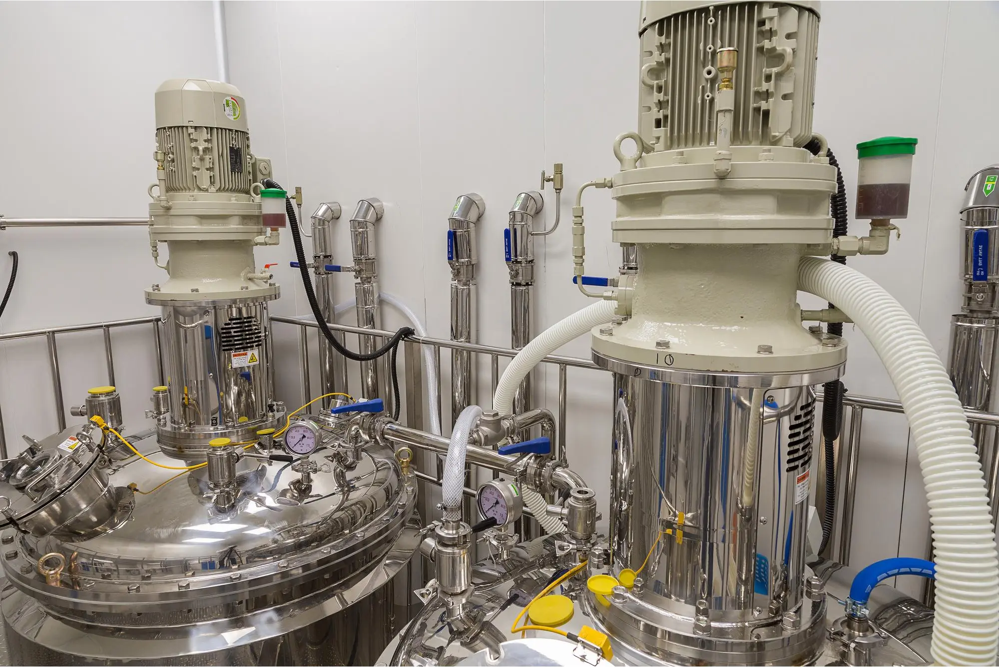 bombas en Venezuela, Indtek, Equipos y maquinarias para laboratorios, industria farmaceutica, laboratorios farmaceuticos, equipos farmaceuticos, equipos de la industria farmaceutica, equipos en la industria farmaceutica, maquinaria farmaceutica, equipos industria farmaceutica, equipo farmaceutico, maquinaria industria farmaceutica, laboratorios farmaceuticos en Venezuela, farmacéuticos y laboratorios, industria laboratorio, laboratorios farmaceuticos en panama, productos de la industria farmaceutica, industria farmacéutica productos, industrias farmaceuticas en panama, Industria alimentaria, Industria alimenticia, Tabletadora, Tabletlas, Encapsuladora, Capsulas, Blisteadora, Blíster, Mezclador V, Mezclador biconico, Granulador, Gránulos, Tamizador, Tamiz, Tanque acero inoxidable, Tanque proceso, Tanque produccion, Reactor, Biorreactor, Manguera sanitaria, Agitador, Incubadoras, Medidor de pH, Medidor conductividad, Medidor oxígeno disuelto, Medidor iones, Balanza, Cabinas y campanas de bioseguridad, Anatomía patológica, Espectrómetro, Medidor de turbidez, Electroforesis, Sistema de purificación de agua, Pipetas, Agitadores, Termocicladores PCR, Baños de agua, Enfriador de recirculación, Rotavapores, Limpiador ultrasonico, Analizadores, Lavadora de microplacas, Centrifugas, Refrigeradores y congeladores, Fabricador de hielo, Estufas, Fuente de alimentación, Liofilizadores, Digestor de microondas, Muflas, Tanques de nitrógeno, Grinder, Granulador, Mezclador, Tamizador, Encapsuladora, Tabletadora, Linea de gomitas, Linea de capsulas de gelatina, Deteccion de metales, Pulidora, Detección defectos, Encartonadora , Tapadora, Envasado de capsulas y tabletas, Blisteadora, Llenadora de líquidos y cremas, Empacado de polvos y gránulos, Selladora tubos, Sellado en banda, Tunel empacado retractil, Impresora codigos, Transporte de material, Reciclaje de material, Bomba Peristáltica, Bomba Centrífugas, Bomba Lobular, Bomba Doble diafragma, Bomba para bidones 200 L, Bomba centrifuga sanitaria, Bomba sanitaria, Mineria, Dosificacion, mina, bebidas, cerveza, cerveceria, lacteos, industria Lactea, Cervezeria artesanal, Detector de Metales